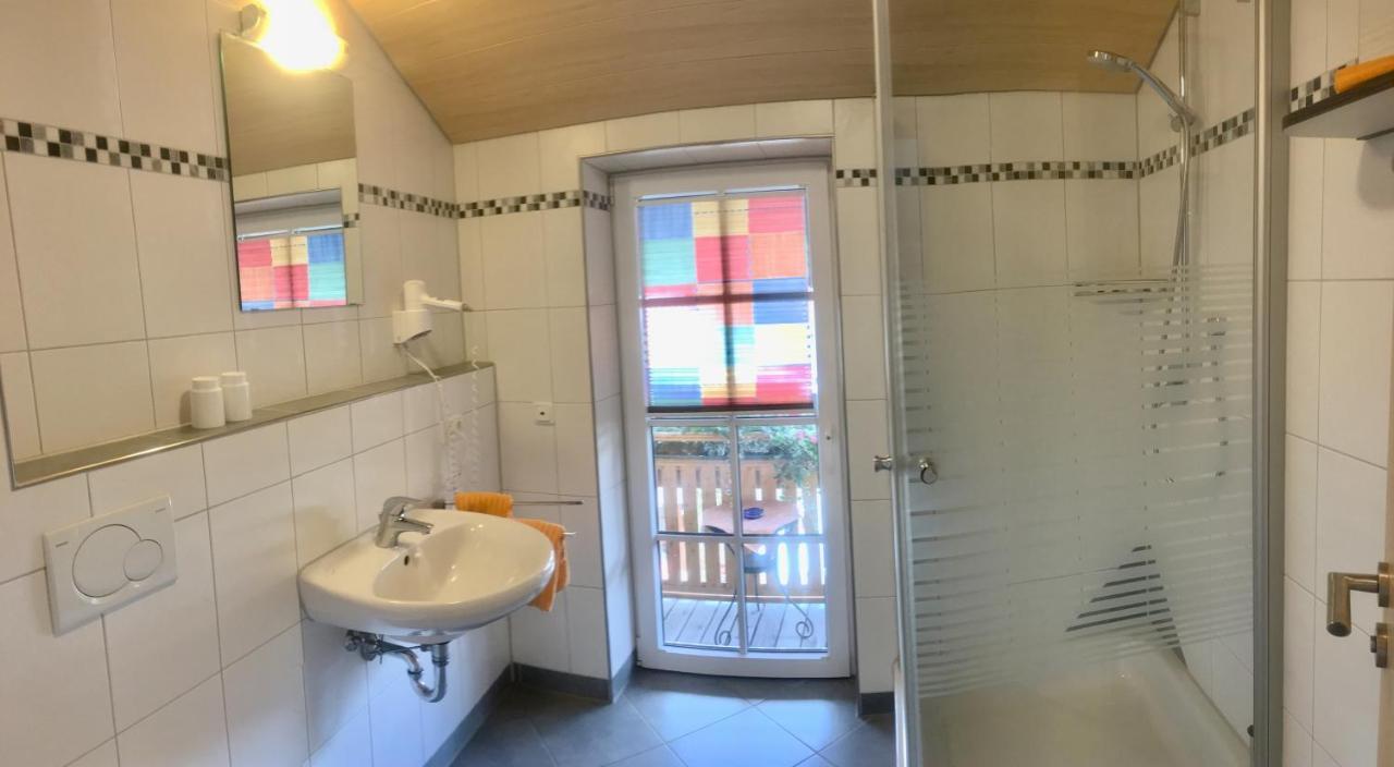 Gasthof Adler Hotel Unterthingau ภายนอก รูปภาพ
